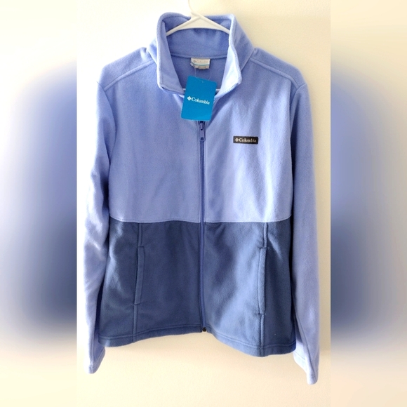 Columbia Jackets & Blazers - NWT Columbia Fleece zip up Women jacket size L Large purple